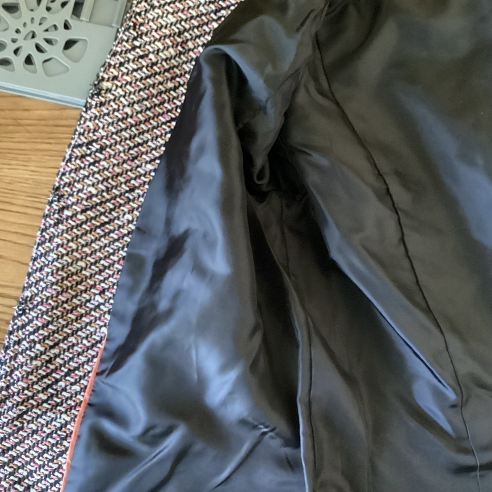 Talbots Women’s Black/White/Orange Tweed Hook & Eye Closure Blazer.  Size 10 - Picture 6 of 11